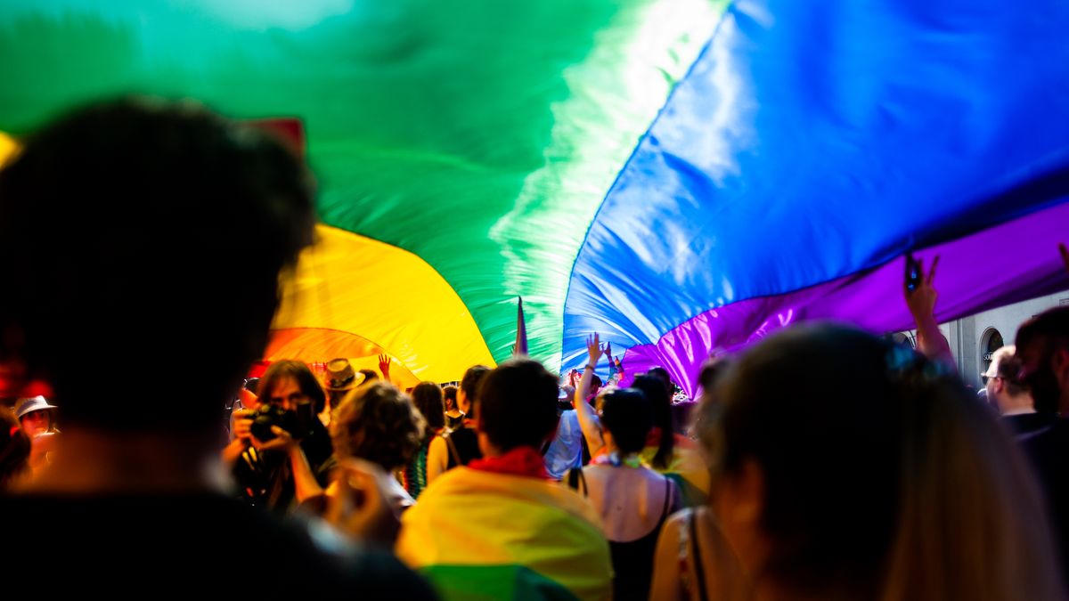 „I my se bojíme.“ LGBT+ lidé chystají velké shromáždění a mají požadavky na vládu